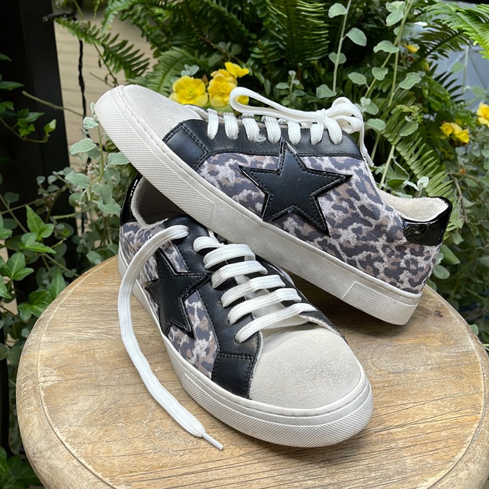 Steven by Steve Madden Sneakers